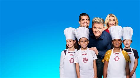 Masterchef jr - The popular Fox MasterChef spin-off series, MasterChef Junior, has recently returned for its debut of season 8, and fans are hooked already.MasterChef has become a popular franchise across the globe and the 16 American juniors will be competing to impress the judges, Aaron Sanchez, Daphne Oz and the infamous Gordon Ramsey.